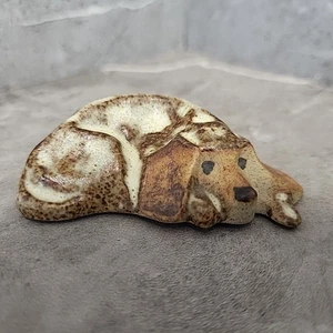 Tremar Pottery Hound Dog Figurine Laying Down Hand Made U.K. Small Vintage - Picture 1 of 7