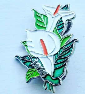New Easter Lily Flower Enamel Pin Badge - Irish Republican Rebel 1916 Rising IE - Picture 1 of 1
