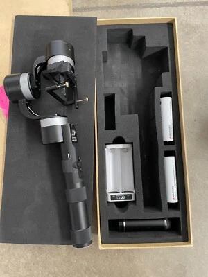 Cardán de mano zhiyun z1-pround 3 ejes para gopro Foto 1 de 4