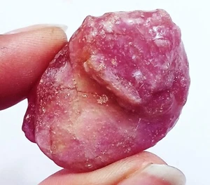 Natural Red Ruby Rough Loose Gemstone 82.80 Ct Certified With Free Gift - Picture 1 of 8