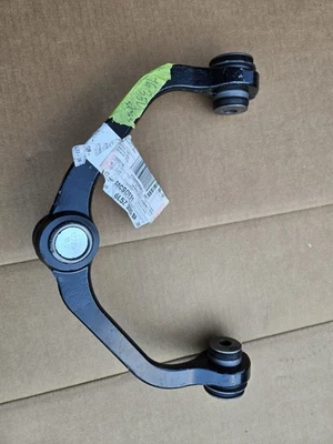 Left-Upper Control Arm and Ball Joint Assembly Motorcraft MCSOE-31 98-11 Ranger - Image 1 of 3