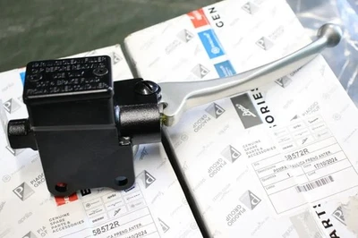 Hauptbremszylinder 58572R Vespa PX 125 150 MY (98-17) Bremshebel Bremse HBZ