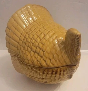 crate barrel Turkey Harvest Thanksgiving Table Centerpiece Decor covered dish - Picture 1 of 5