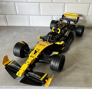 MOC 1:8 Formula 1 F1 Yellow Race Car 1650 Pcs Bricks Scale Model Kit Building - Picture 1 of 6