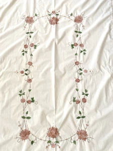 Vintage Tischdecke appliziert & bestickt Blumen 55" x 66" Cottagecore Bauernhaus - Bild 1 von 9