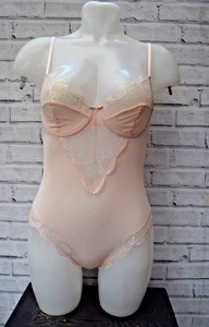 NUEVO Body Lottie Detalle Encaje Con Aros Talla UK 6 B COPA B4 - Imagen 1 de 4