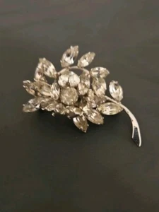 Vintage Donald Simpson Clear Rhinestone Petal Brooch Signed - Bild 1 von 6