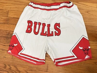 Pantalones Cortos de Baloncesto Para Hombre CHICAGO BULLS Réplica GRANDES Blanco/Rojo 34" Cintura Foto 1 de 4