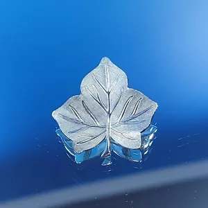 Vintage Van Dell Sterling Silver Leaf Pin/ Broach 1 3/8" Long realistic - Picture 1 of 4