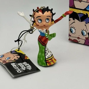 Betty Boop " Strikes A Pose" Figurine by Enesco Giftware With Original Box - Picture 1 of 11