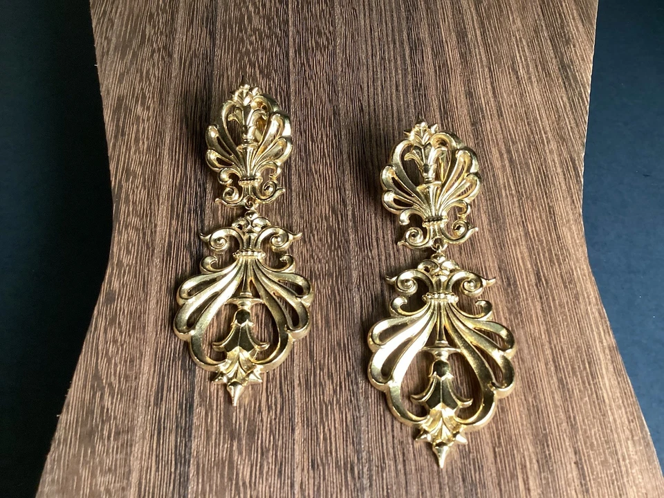 Ben Amun Statement gold tone fashion baroque style drop earrings runway wedding - Image 1 of 4