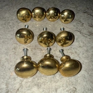 Lot of 10 Polished Solid Brass Gold Cabinet Drawer Knob Pulls W/screws 1.25 In - Bild 1 von 9