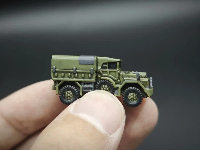 NEW 1/144 Dutch YA126 off-road truck Finished Product - Image 1 of 4