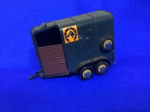 Retro, Giocattolo Vintage Britains 1979 Beaufort Doppio Cavallo Box Rimorchio CB21 - Foto 1 di 3
