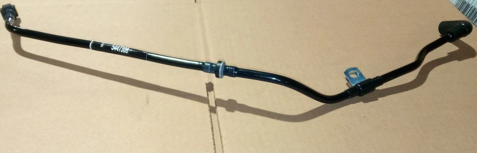 LÍNEA DE DRENAJE DE ACEITE FLEXIBLE PETERBILT/CUMMINS 5447308 Foto 1 de 3