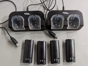 2 Dual Charger Charging Dock Stations + 4 Batteries For Wii / Wii U Remotes - Picture 1 of 4