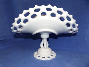 VTG/MCM Westmoreland White Milk Glass/Open Lace Sty. Pedestal Banana Fruit Stand - Picture 1 of 22