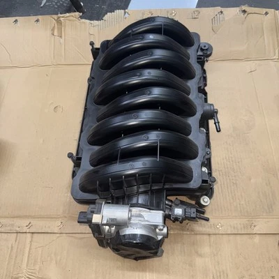 Colector de admisión L83 con cuerpo y cubierta del acelerador Foto 1 de 4