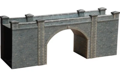 1/76 00 Gauge Stone bridge Tunnel entrance Superquick card kit - Image 1 of 4