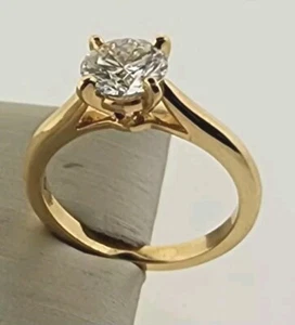 Cartier Diamond Engagement Ring 18k Yellow Gold - Picture 1 of 9