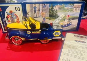 Napa Auto Parts Ltd Ed 1/6 Scale Die Cast Metal Pedal Car Gendron Tow Truck Bank - Picture 1 of 7
