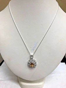 HERMOSO COLLAR DE PLATA CON CZ Y PIEDRA DE TOPACIO OVALADA EN EL CENTRO - Imagen 1 de 6