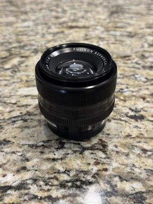 Lente Fujifilm Fujinon XF 35 mm F1,4 R para Fujifilm X Foto 1 de 2