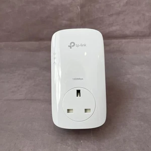 TP-Link TL-PA8010P AV1200 Gigabit Passthrough Powerline Adapter – UK Plug - Picture 1 of 3