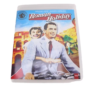 Roman Holiday Blu-ray Movie * VG * Paramount Presents * Audrey Hepburn, Peck - Foto 1 di 9