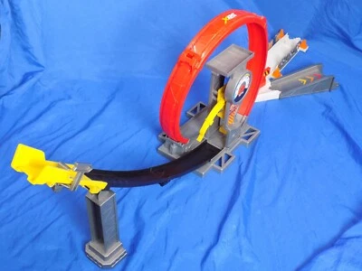 Disney CARS Movie XRS Rocket Racing Super Loop - Image 1 of 4