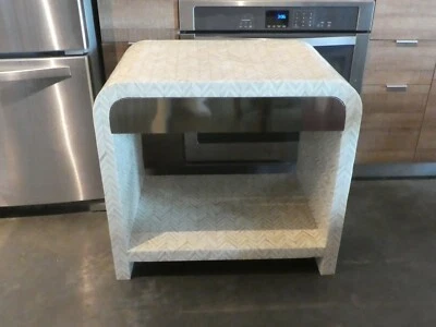 Mesita de noche de hueso teselado años 70 con cajón de latón Foto 1 de 4