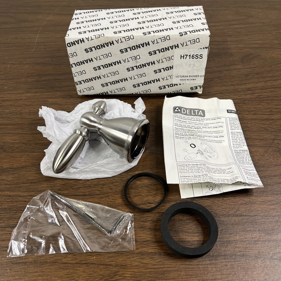 Delta H716SS Brilliance Stainless Single Lever Metal Handle Kit