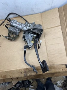 1989-1995 Jaguar XJ6 XJS ABS Brake Pump Booster Master Cylinder READ - Picture 1 of 14