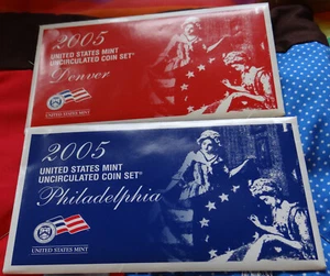 Lot of 2 2005 P&D Mint Sets 44 Coins/20 State Quarters satin finish U05 - Picture 1 of 13