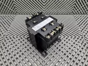 Hammond HPS PH350MQMJ Transformer 350 VA / 220-480V to 110-240V - Picture 1 of 6