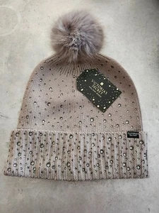 Victoria's Secret Holiday 2020 GRAY Rhinestone Pom-Pom Hat NWT - Picture 1 of 2