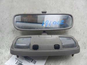 00 01 02 03 04 TOYOTA TACOMA SR5 REAR VIEW MIRROR MANUAL DIMMING - Picture 1 of 12