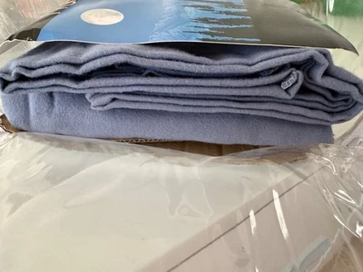 Northern Nights Super Chunky 5.4oz Supima Flannel QUEEN Pillowcase Set 21X32 - Image 1 of 4