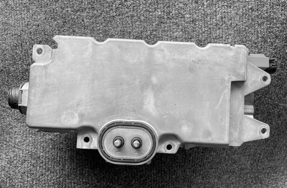 AUDI  HIGH VOLTAGE BATTERY SWITCH BOX 80A915253d 80A915253c - Imagem 1 de 1