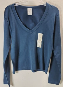 No Boundaries Women's Long Sleeve Tee Top Shirt Size XXL V neck Green NEW - Picture 1 of 8