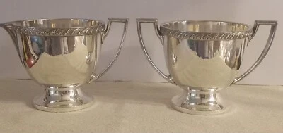 Crema y azucarero vintage de plata Avon Wm Rogers, #3632 #3631 Foto 1 de 4