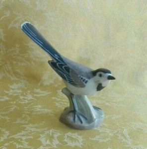 Bing & Grondahl B&G Denmark Porcelain Figurine #1764 ~ Wagtail Bird - Picture 1 of 8