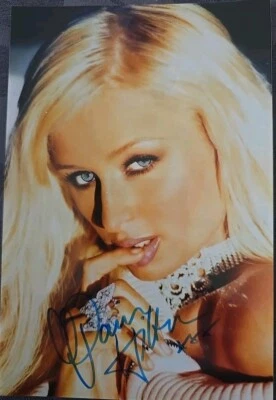 PARIS HILTON Autograph signed Autogramm Signiert 13x19cm Original Foto Autografo - Bild 1 von 2