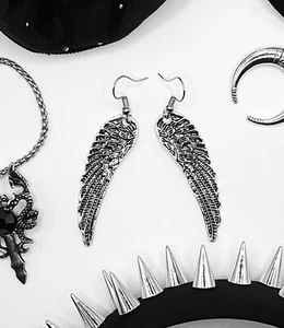 Engelsflügel Ohrringe Goth Punk Emo Halloween Silber Schmuck - Bild 1 von 3