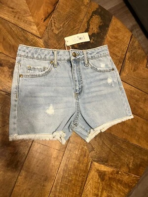 Pantalones cortos de mezclilla GB Juniors desgastados con dobladillo deshilachado, azul claro talla 10 (B3) Foto 1 de 4