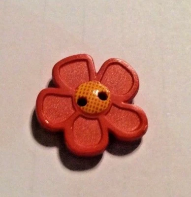 DILL BUTTONS #280867 ORANGE FLOWERS W/ YELLOW CENTER- 2 HOLE--20MM- 9 PIECES - Image 1 of 2