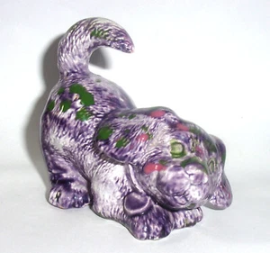Figura de arte infantil perro cachorro verde rosa cerámica 3” de alto firmada LNU - Imagen 1 de 6