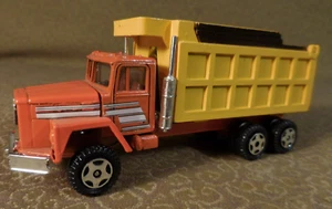 Camion con cassone ribaltabile vintage 1/64 Ertl 1410 International Paystar 5000 - Foto 1 di 7