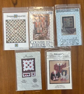 Lot of 5 Country Threads Quilting Patterns Mittens Hearts Rabbits - Picture 1 of 12