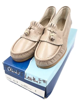 Clinic Comfort Shoes 4163 8.5 N Jennie Mushroom Step In Taupe Leather Heels USA - Image 1 of 4